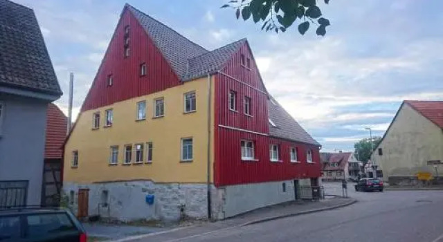 Gemütliche Gästezimmer in einem neu sanierten Fachwerkhaus, Réserver Appartement Sachsenheim 