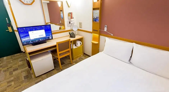 Одноместный номер Economy Toyoko Inn Tokyo Shinagawa Aomono-yokocho-eki