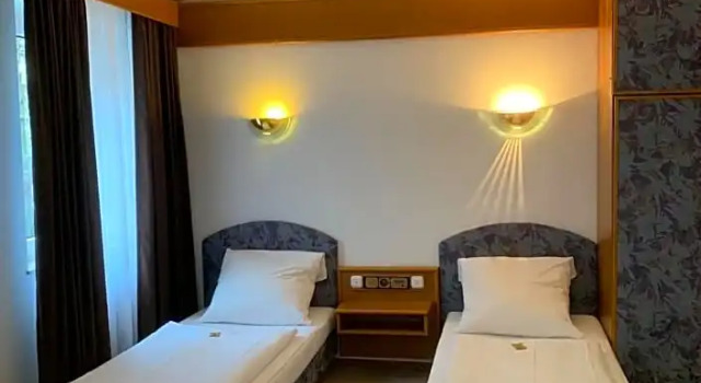 Номер Standard Hotel Mondial Comfort - Frankfurt City Centre