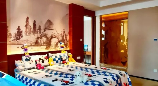 Семейный люкс c 1 комнатой TengXian Jinhua International Shanshui Hotel