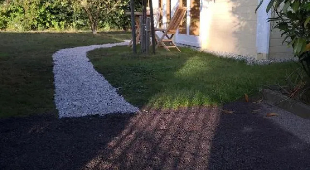 Коттедж 25qm ATRIUM Holz-Bungalow- NATUR PUR- NEUES MASSIVHOLZ BETT- Juni 2022- Objekt optimiert!