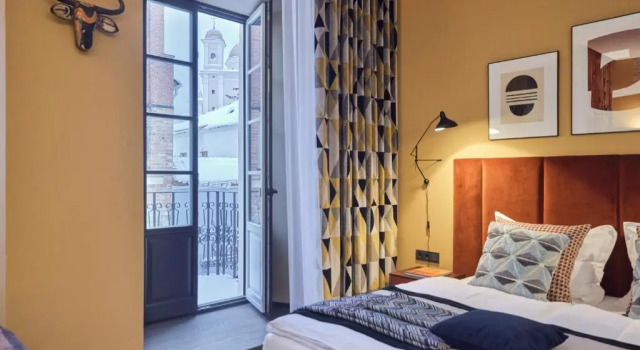 Студия с балконом ROOMA Apartments Boutique Old Town Self Check-in