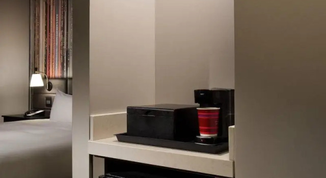 Двухместный клубный номер Standard Nashville Marriott at Vanderbilt University