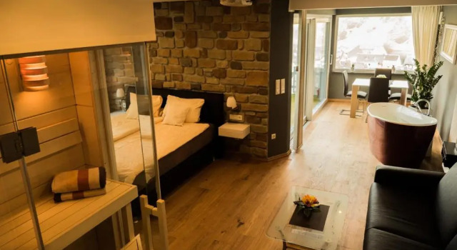 Anitas Ferienhaus, Prenota Hotel Sehl Renania-Palatinato