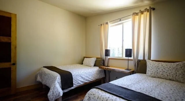 Scenic Wonders Alpenglow 2 Two Bedrooms, Забронировать Дом для отпуска Коттеджи Йосемити-Уэст, Коттедж