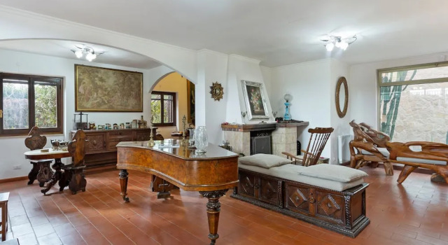 Wonderful Villa Near the Center of Rome, With Private Swimming Pool, Book Villa Hoteller i Olgiata med pool, Swimmingpool