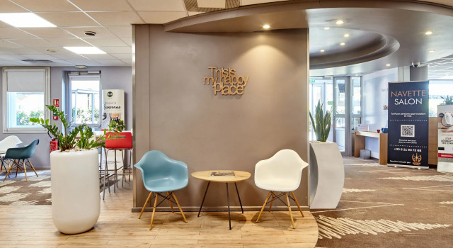 B&B HOTEL Paris Nord 2 CDG Aéroport, Забронировать Отель «постель и завтрак» Отели в центре Руасси-ан-Франс, в центре, Парковка