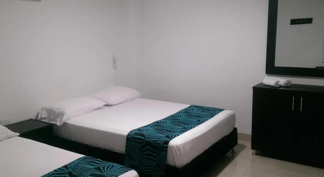 Hotel Septima Avenida, Забронировать Отель Отели в центре Нейва, в центре, Завтраки, недорого