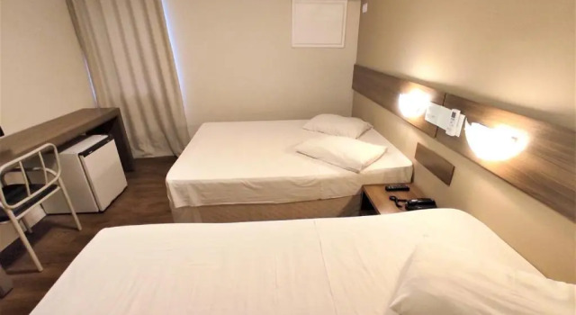 Трёхместный номер Superior Granville Hotel
