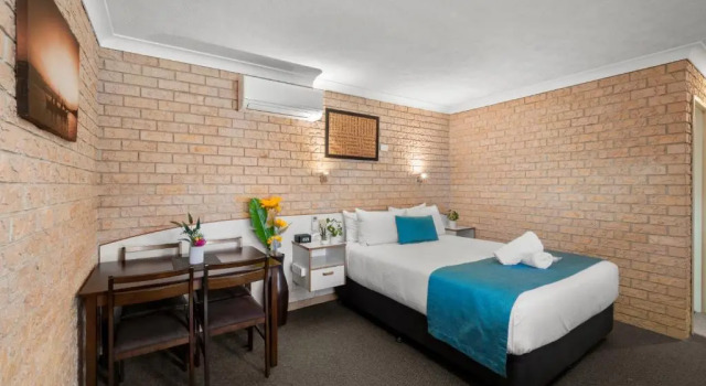 Люкс Kennedy Drive Boutique Motel & Nursery- Close To City Centre & Airport
