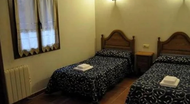La Portilla de Cabezo, Book Hotel Ladrillar 