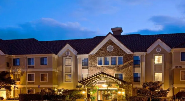 Кровать в общем номере Sonesta ES Suites San Diego - Rancho Bernardo