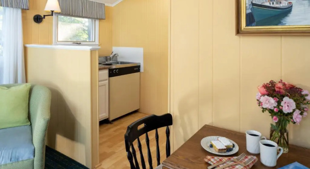 Люкс Deluxe Dockside Guest Quarters