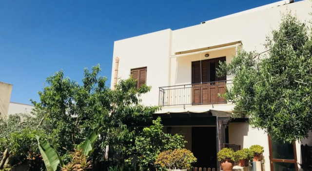 Appartamento BluOltreMare, Book Apartment Hotels in Sicily with Parking, Parking