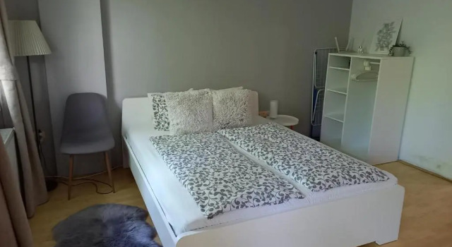 Студия InnerCity Apartments