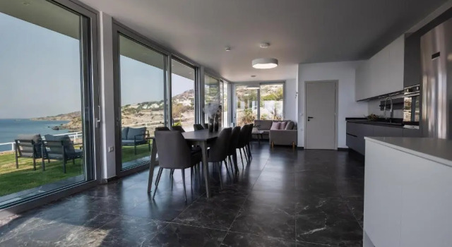 Вилла с 2 комнатами Achlia Beach Villa