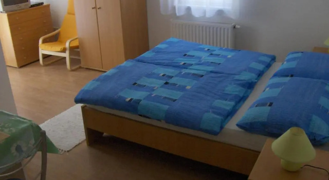 Petra Apartmanház, Book Hotel Kehidakustany 