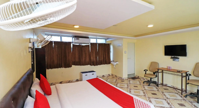 OYO 44996 Hotel Shri Shubhmangalam