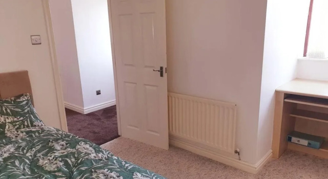 Lovely 4-bed , 3 Bath Villa in Bolton, Manchester, Buchen Sie Villa Bolton Greater Manchester