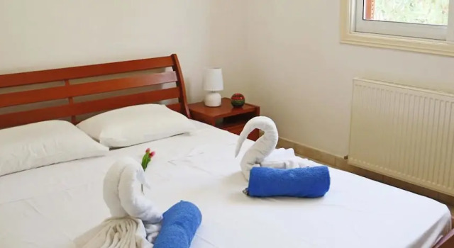 Bungalow Savoya Sunrise D1, Book Hotel Hoteller i Coral Bay med parkering, Parkering