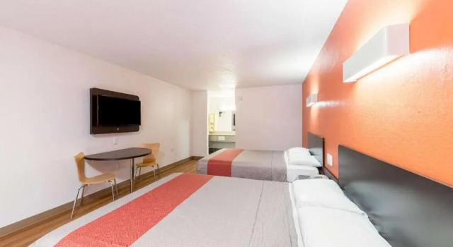 Четырёхместный номер Standard Quality Inn Bricktown
