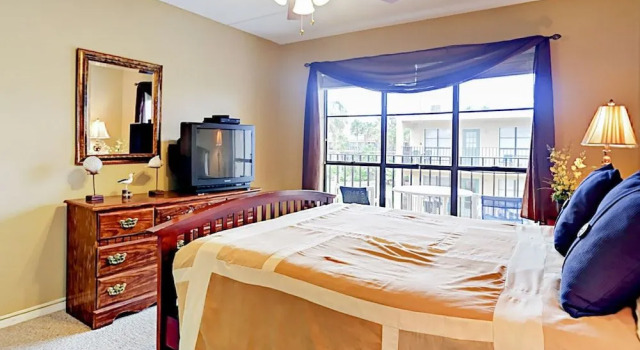 2BR w/ Pools & Gulf Views, Buchen Sie Ferienwohnung Padre Island USA