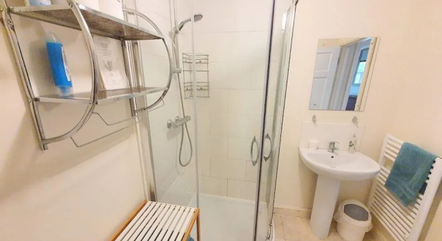 Апартаменты 2-bed Flat With Superfast Wi-fi DW Lettings 29br