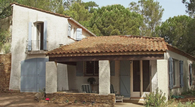 Villa in Cavalaire-sur-mer Near the Sea, Забронировать Вилла Коттеджи Кавалер-сюр-Мер, Коттедж