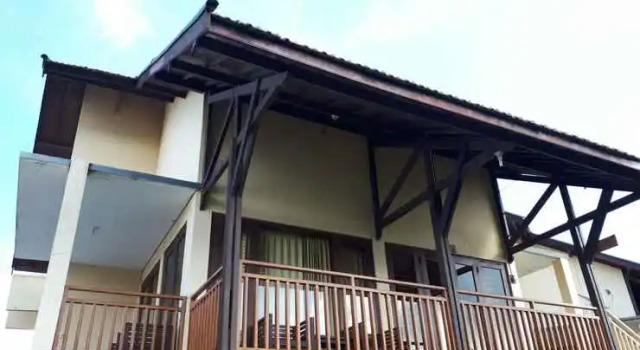Lava View Lodge