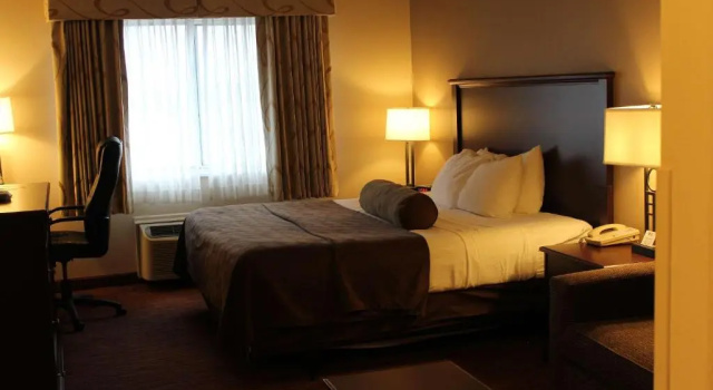 Номер Standard с видом на озеро Best Western Plus Concord Inn