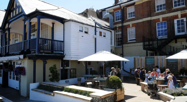 Royal Temple Yacht Club, Varaa Hotelli Ramsgate Kent