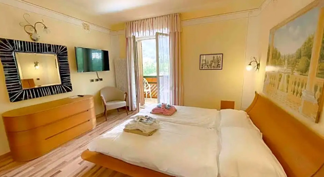Двухместный номер Standard с балконом Alledolomiti Boutique Lake Hotel