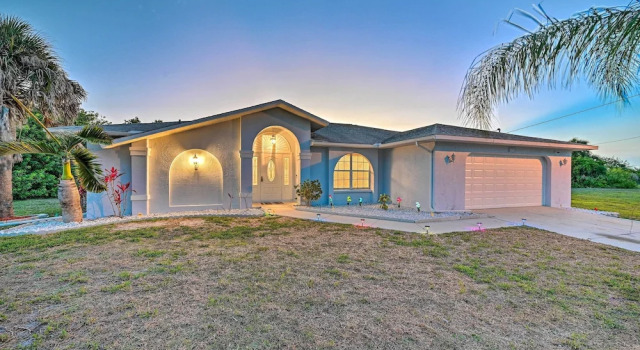 Canal-front Cape Coral Home w/ Patio & Grill!