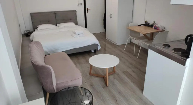 Dreamy Apartment City Center 5 thesbnbgr, Забронировать Апартаменты/квартира Отели Салоников с завтраком, рядом с Базилика Святого Димитрия, Завтраки