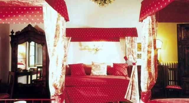 Mansion With 10 Bedrooms in Monteroni D'arbia, With Wonderful City Vie, Book Vacation Home Hotels in Crete Senesi with Parking, Parking