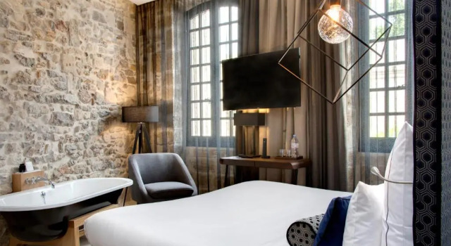Полулюкс Boutique Hôtel des Remparts & Spa
