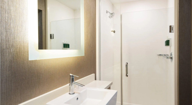 Четырёхместный люкс SpringHill Suites by Marriott Spokane Airport