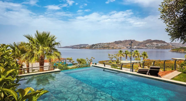 Вилла с 3 комнатами с видом на море Root Redrock Villas Yalıkavak
