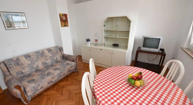 Apartments Summer Craziness, Забронировать Апартаменты/квартира Новалья Задарская жупания, рядом с Пляж Бабе