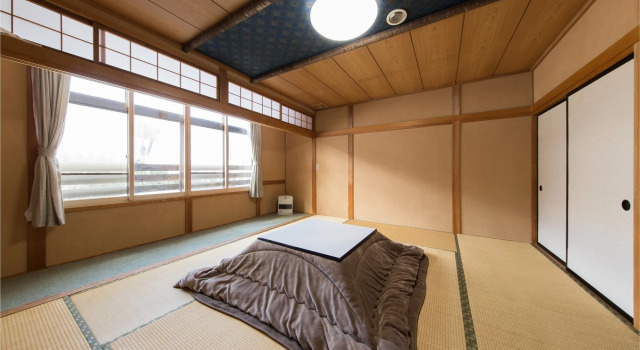 Uenohara Lodge YamanoIe, Забронировать Отель Отели Gunma с парковкой, Парковка