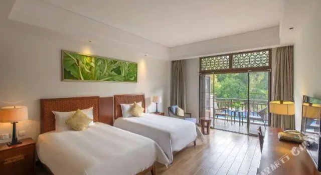 Номер Standard Wuzhishan Yatai Rainforest Resort Hotel