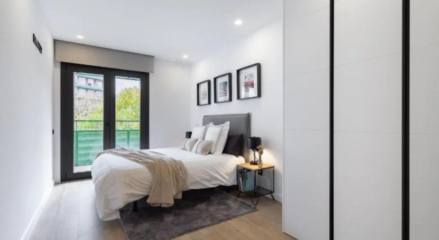 ApartsNouBcn Equador Les Corts, Забронировать Отель Отели Барселоны с парковкой, рядом с Клиника Corachan, Парковка
