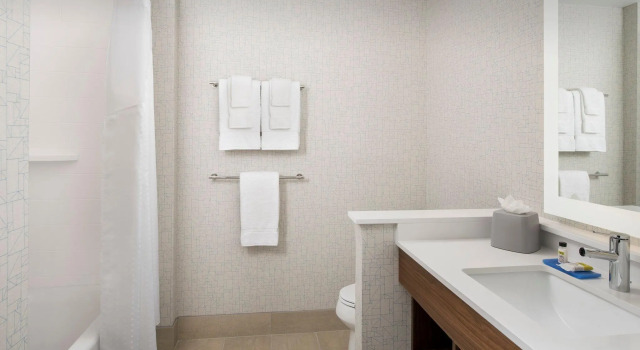 Номер Standard Holiday Inn Express & Suites Kingsland I-95-Naval Base Area by IHG
