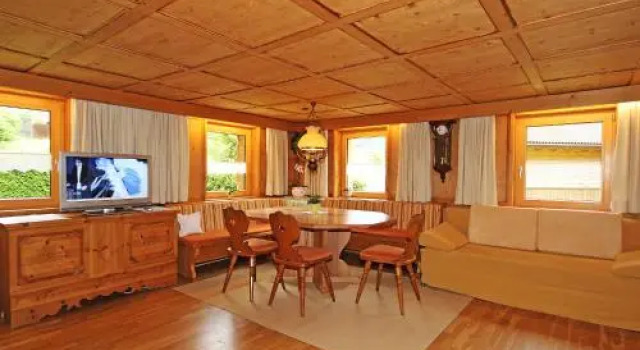 Holiday Home Josefine by Interhome, Book Apartment Hotels in Vorarlberg with Parking, Parking