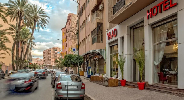 Yaad City Hotel
