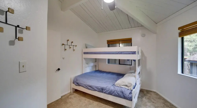 Hike, Golf & Fish: Cozy Retreat in Munds Park!, Забронировать Отель Мандс-Парк штат Аризона