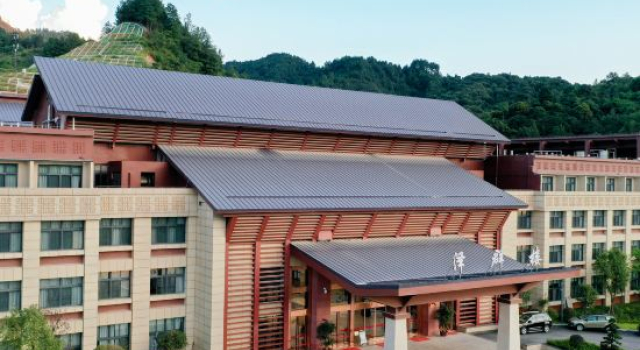GUANGYUESHANG Zequn Hotel, Забронировать Отель Отели Хэчи с бассейном, Бассейн