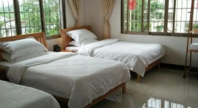 Fuchuan Wanjia Hostel, Забронировать Хостел Хэчжоу Гуанси-Чжуанский автономный район
