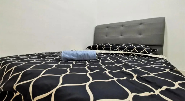 Eco Nest @3BEDROOM High floor By HauzCinta, Rezervovat Hotel Hotely v Gelang Patah s bazénem, Bazén
