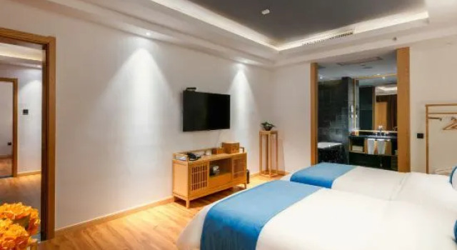 Люкс Puer Jiusi Suyuan Hotel
